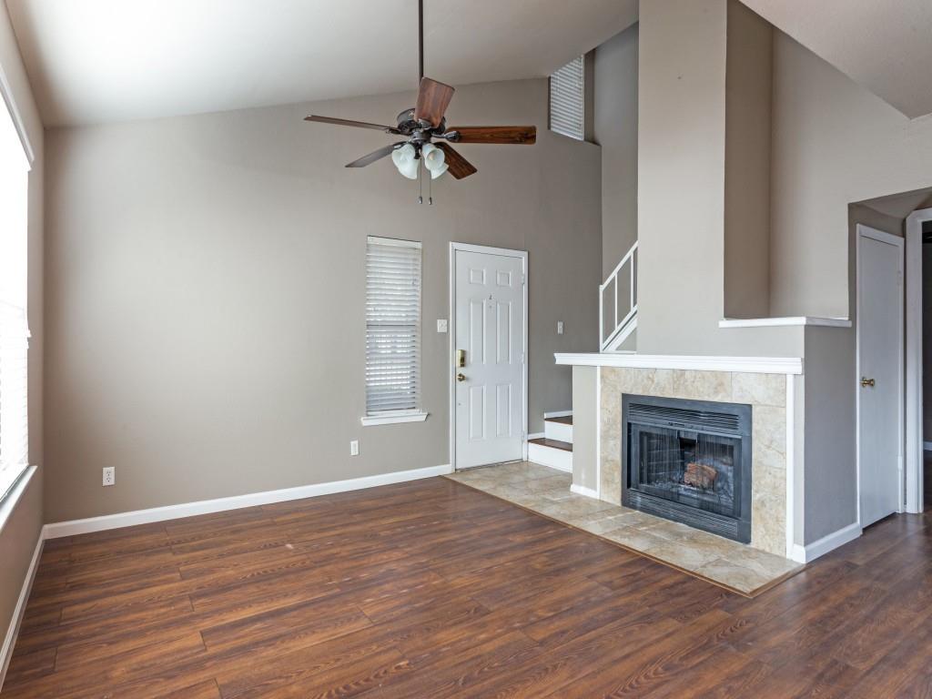 Cedar Creek Twnhms - Residential
