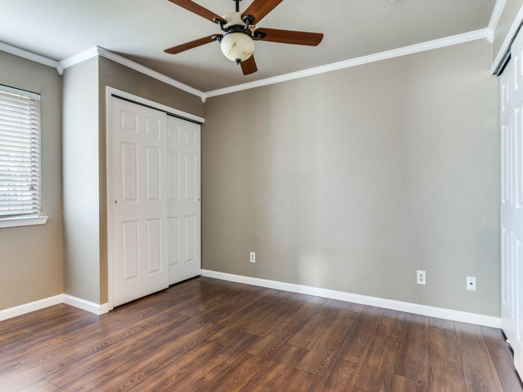 Cedar Creek Twnhms - Residential