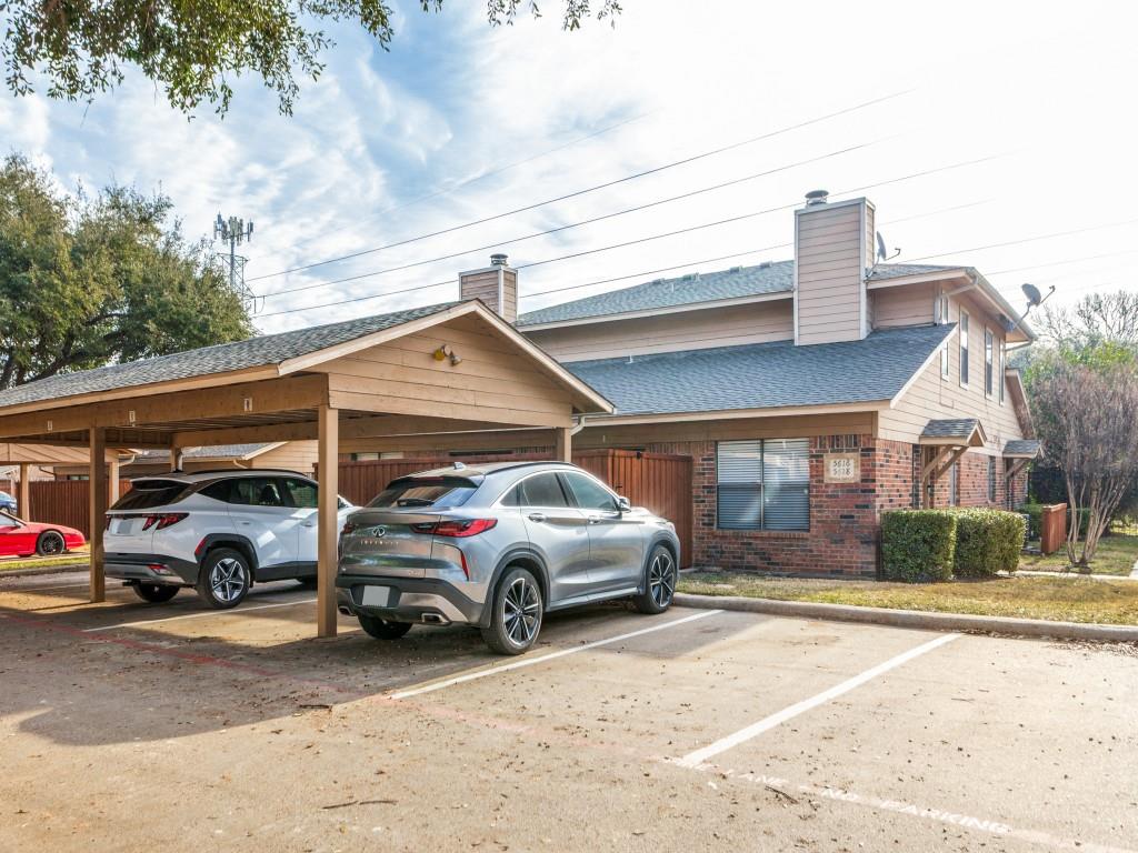 Cedar Creek Twnhms - Residential