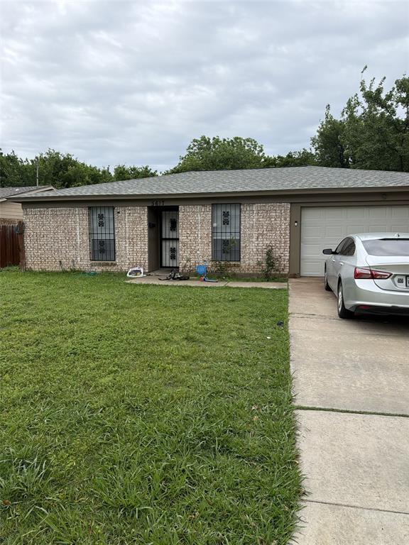 This is a Portfolio Package which includes 4 Duplexes, and 1 Single family residential Home, for a total of 9 units. 
Two newly constructed duplexes In Cleburne, s Duplexes in Fort Worth one at 1425 Evans (MLS 20900691 Both Units Leased),  the other at 7514 Novella DR (Tax ID 4110647 Both Units lease),  A Single resident House at 5617 De Cory RD Fort Worth, TX 76134 (Tax ID 1236296, Leased).


Discover modern living and investment potential with this brand-new construction duplex in the heart of Cleburne. Thoughtfully designed with contemporary finishes and functional layouts, each unit offers comfortable living spaces ideal for owner-occupants, tenants, or multigenerational living. Each side features an open-concept floor plan with spacious living and dining areas, stylish kitchens with modern cabinetry and countertops, energy-efficient appliances, and quality craftsmanship throughout. Generous bedrooms, updated bathrooms, and ample storage provide both comfort and convenience. Built with low-maintenance materials and energy-efficient features, this duplex is perfect for investors seeking strong rental potential or buyers looking to live in one unit while generating income from the other. Conveniently located near schools, shopping, dining, and major highways with easy access to the surrounding DFW area. Don’t miss this opportunity to own a beautiful new construction income-producing property in growing Cleburne.