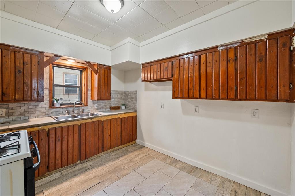 Ennis-Dvv - Residential