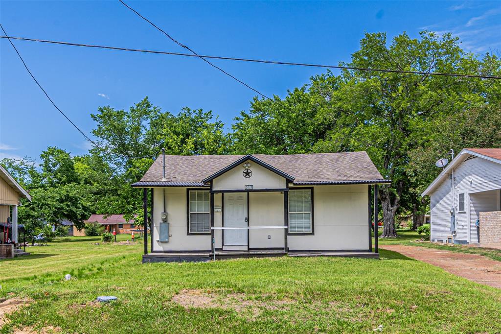Town  Sulphur  Springs - Residential