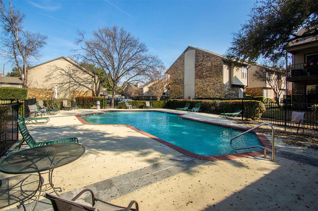 Prestonwood Green Condos - Residential