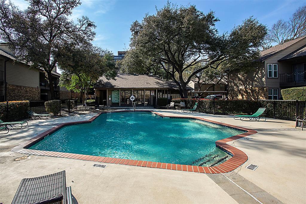 Prestonwood Green Condos - Residential