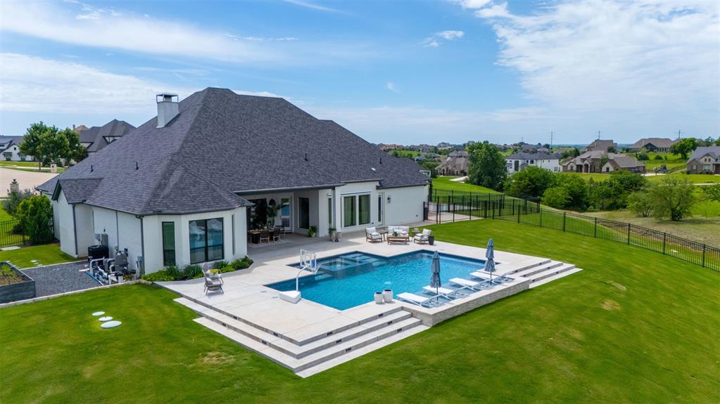 Bella Flora - Residential
