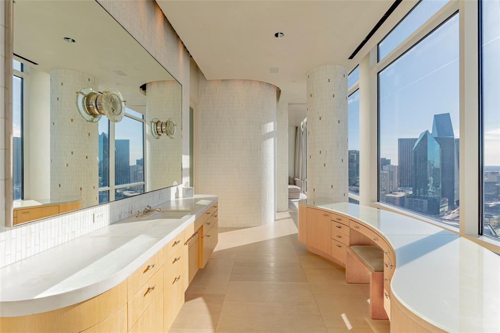 Residences W North Tower - Residential