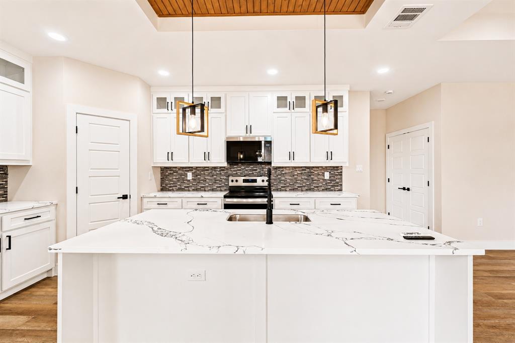 Canyon Creek III - Residential