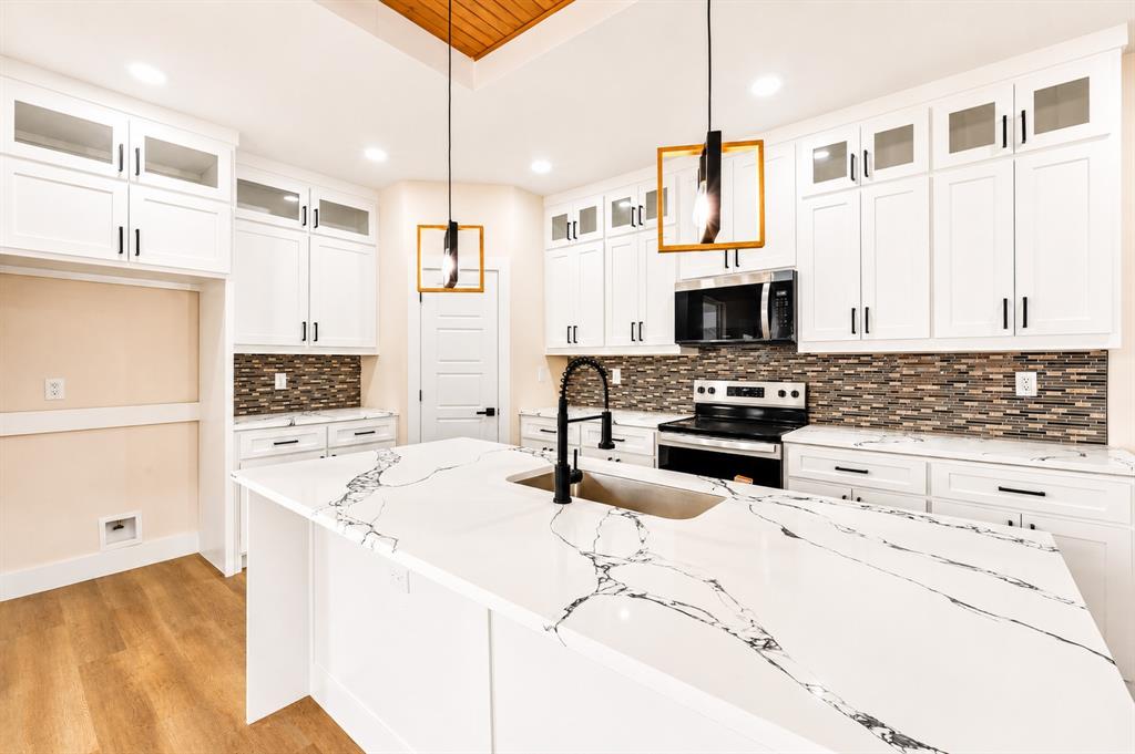 Canyon Creek III - Residential