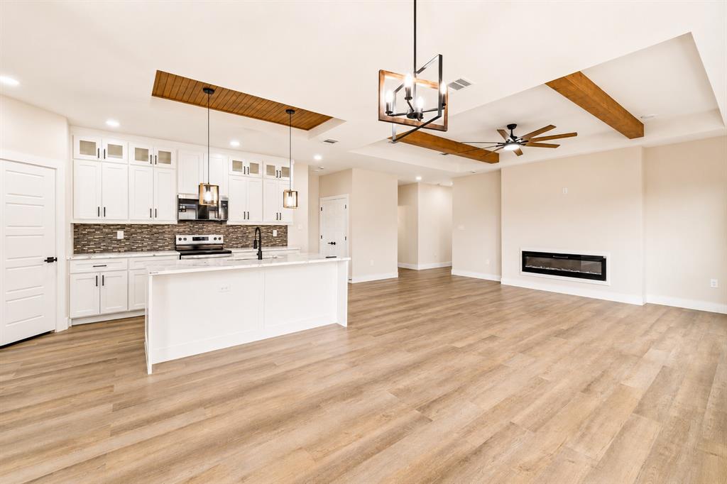 Canyon Creek III - Residential