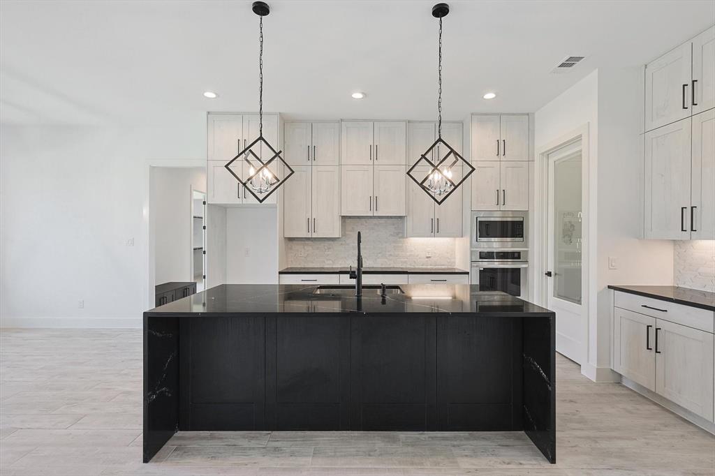 TRINITY MEADOWS - Residential