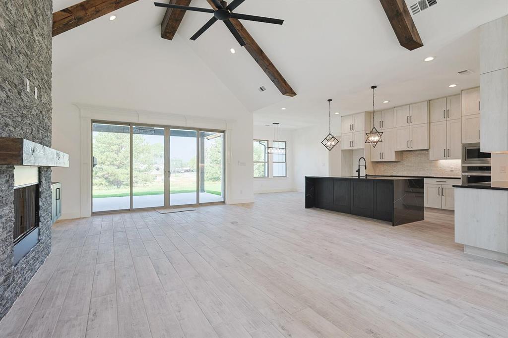 TRINITY MEADOWS - Residential