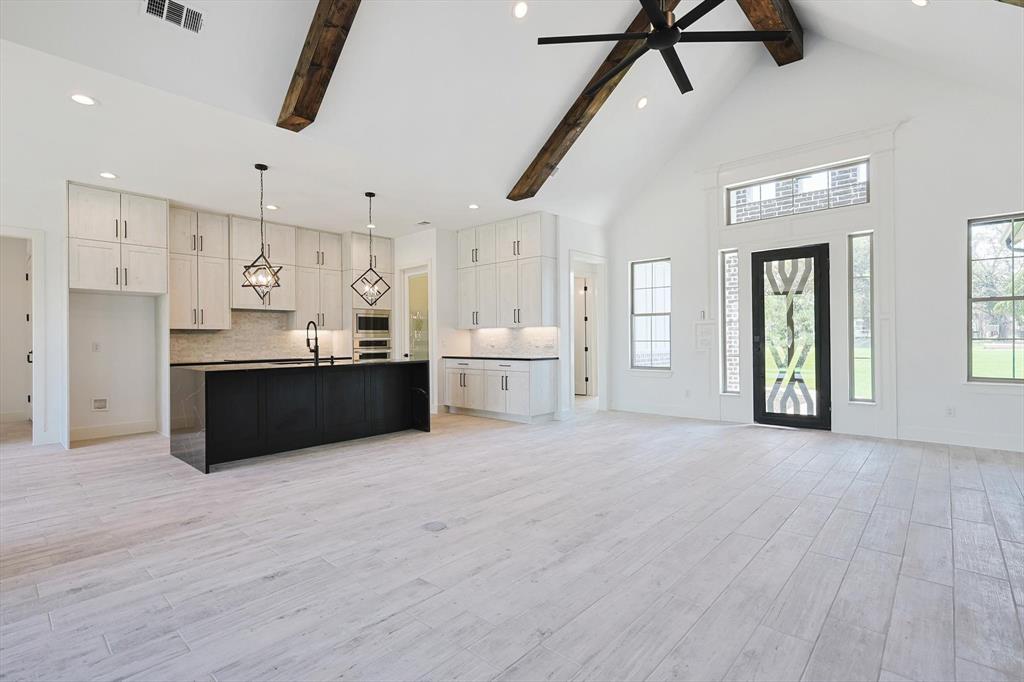 TRINITY MEADOWS - Residential