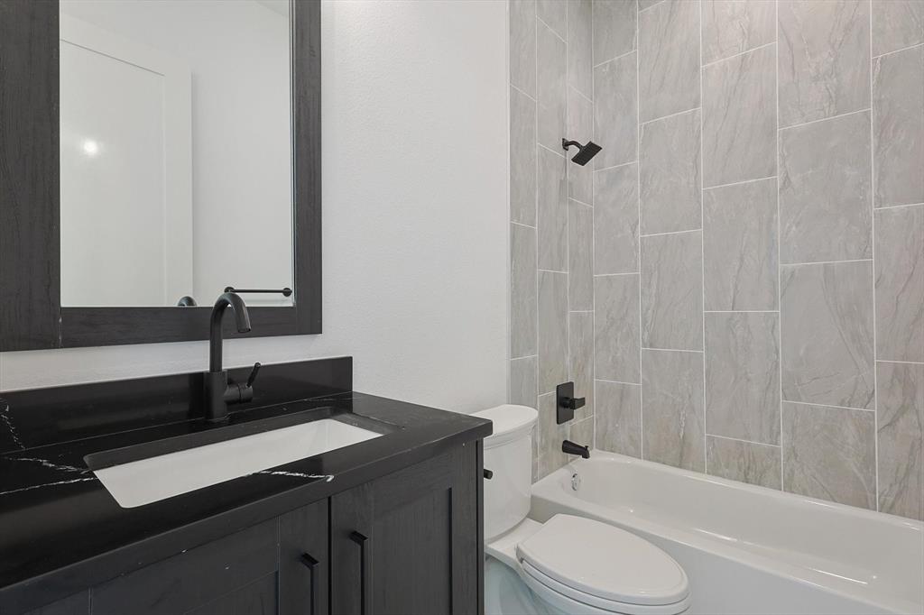 TRINITY MEADOWS - Residential