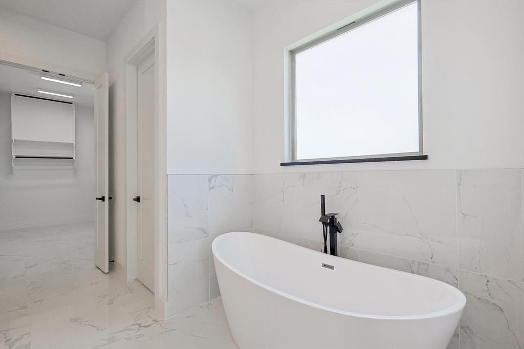 TRINITY MEADOWS - Residential