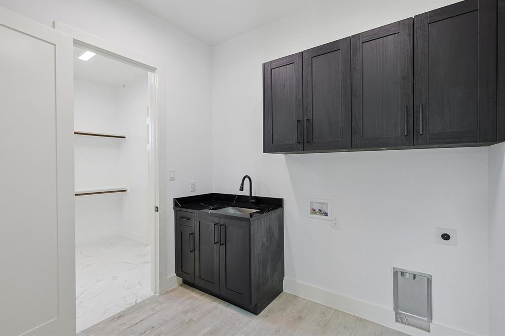TRINITY MEADOWS - Residential