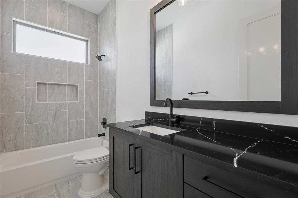 TRINITY MEADOWS - Residential