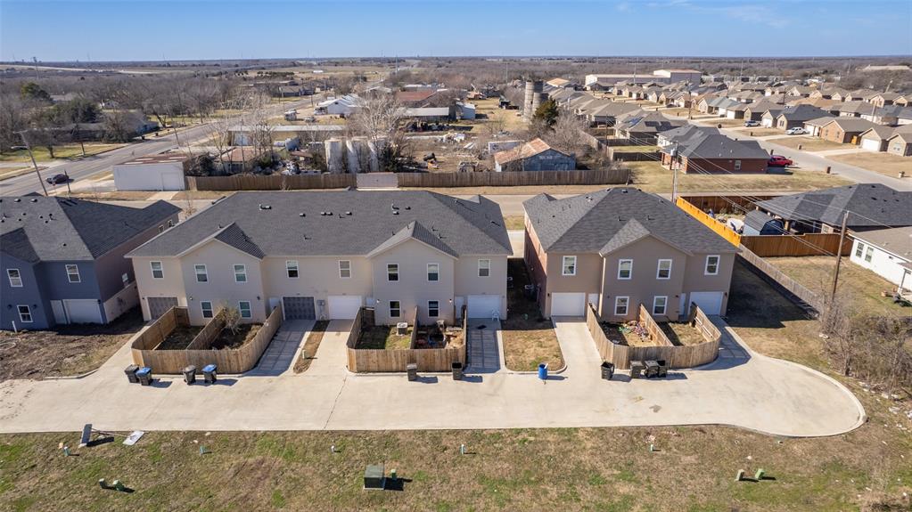 S5214 TOWNHOMES AT ABILIENE LOT 10 ACRES .118 - Residential Income