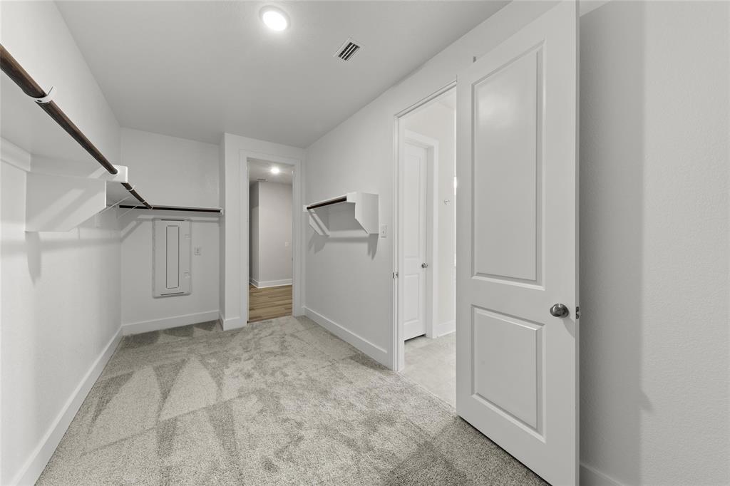 The Oaks of North Grove - Residential