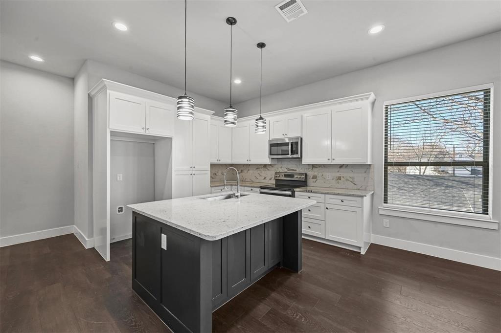 Highland Park - Residential Income