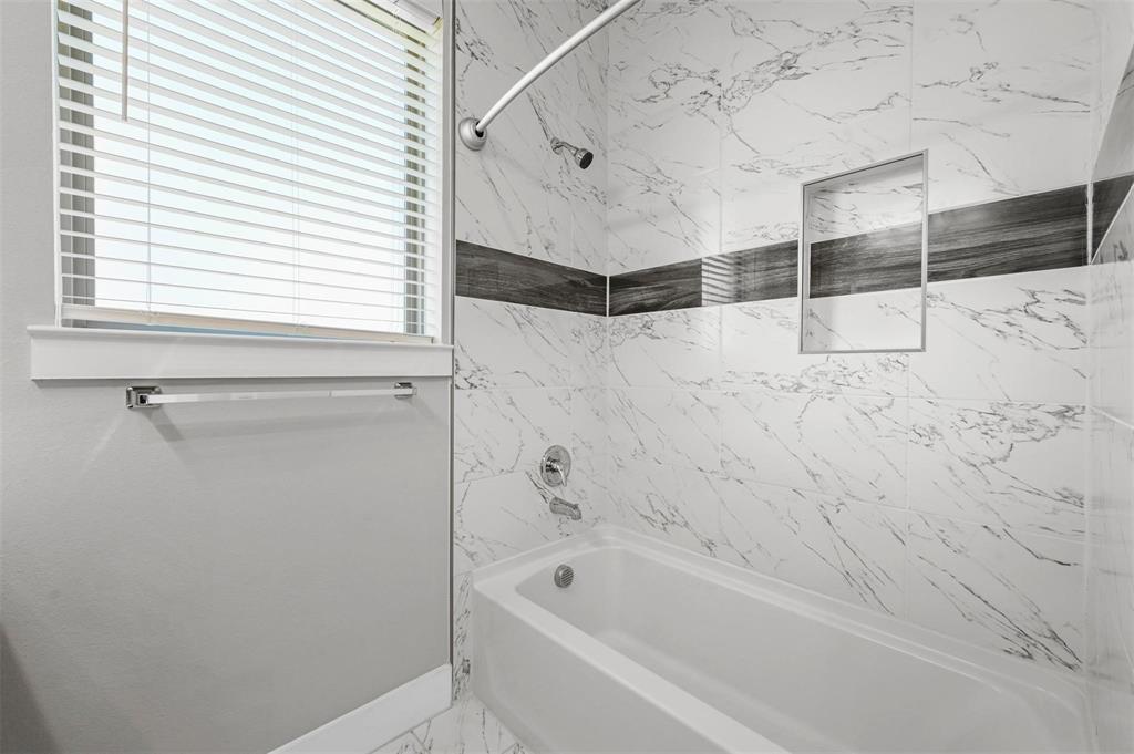 Highland Park - Residential Income
