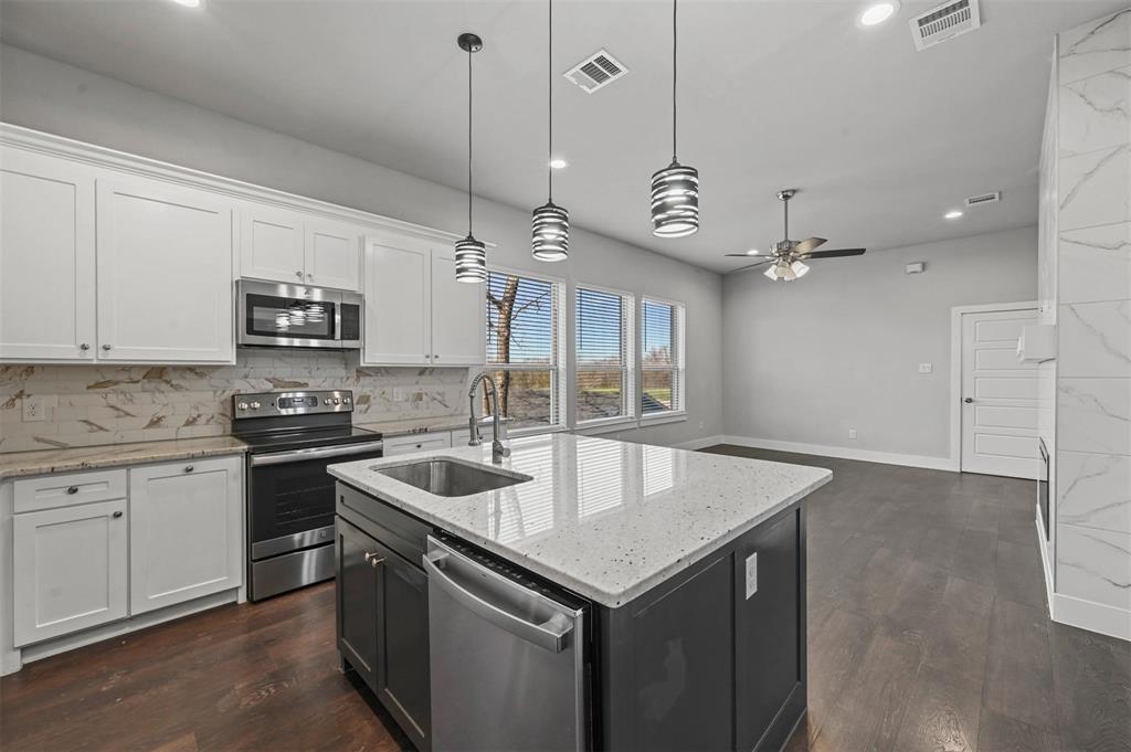 Highland Park - Residential Income