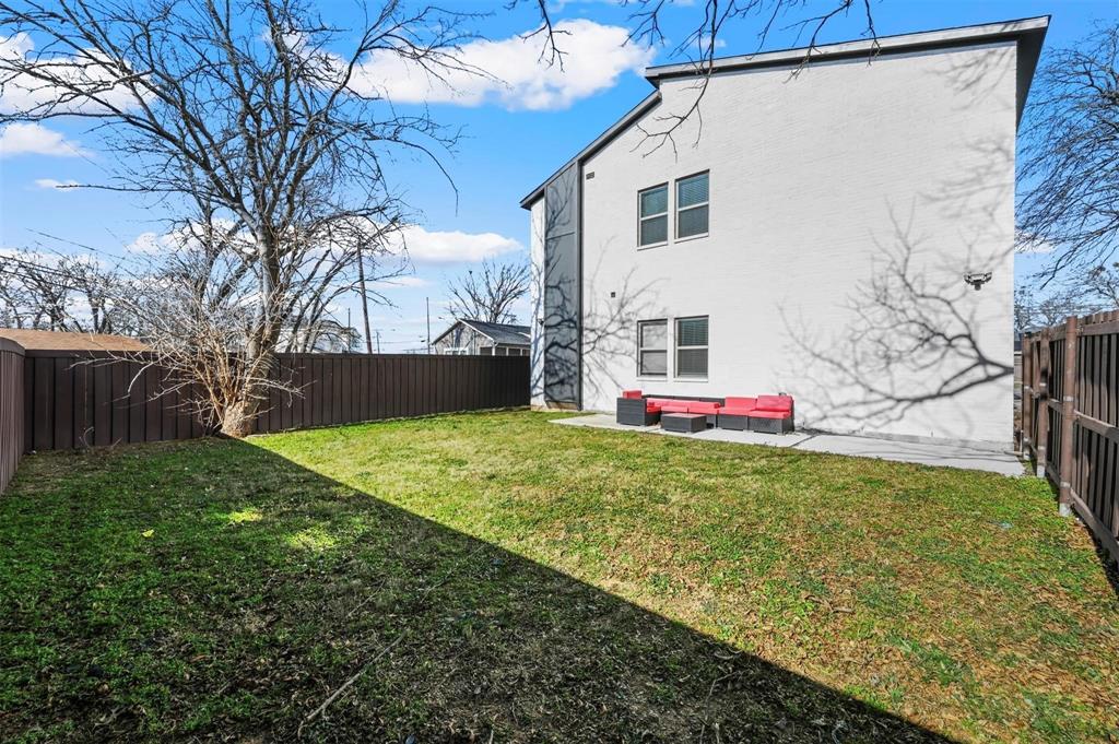 Highland Park - Residential Income