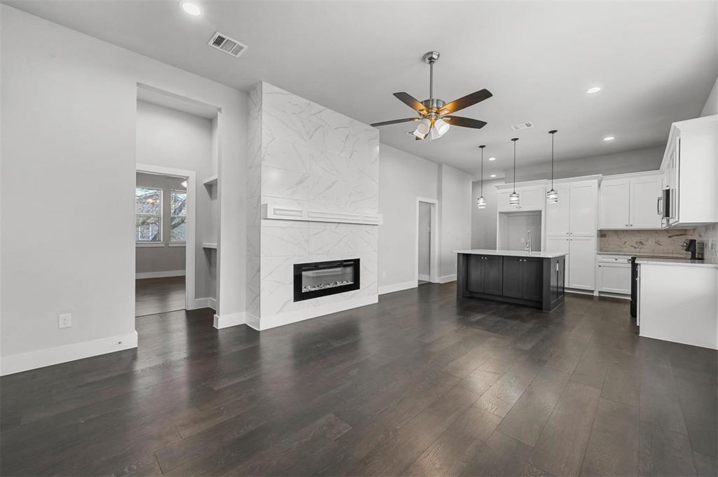 Highland Park - Residential Income