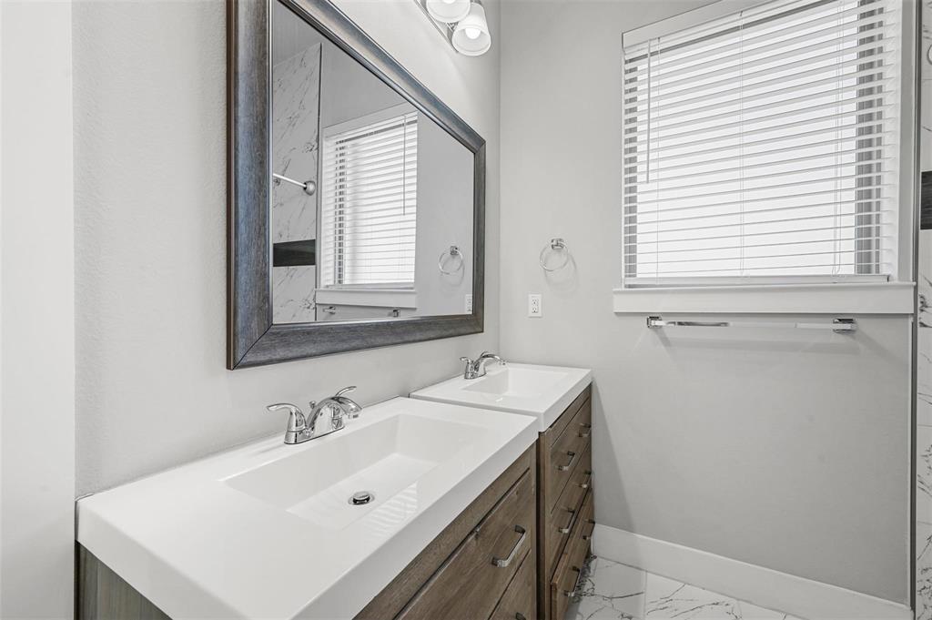 Highland Park - Residential Income