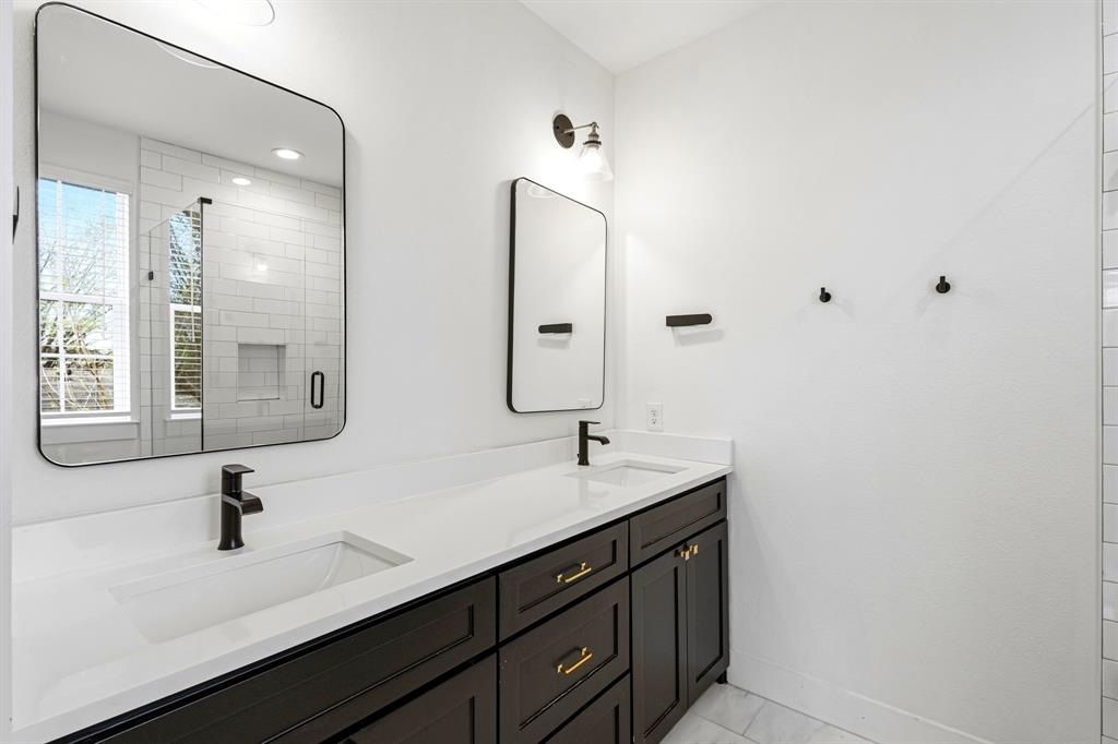 Mount Auburn - Residential Income