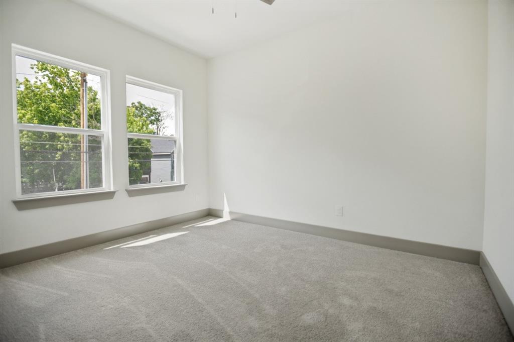 Lincoln Manor - Residential
