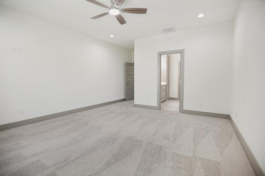 Lincoln Manor - Residential
