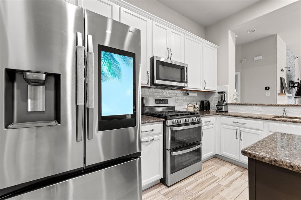 Oaks at North Lakeview Ph 1 - Residential