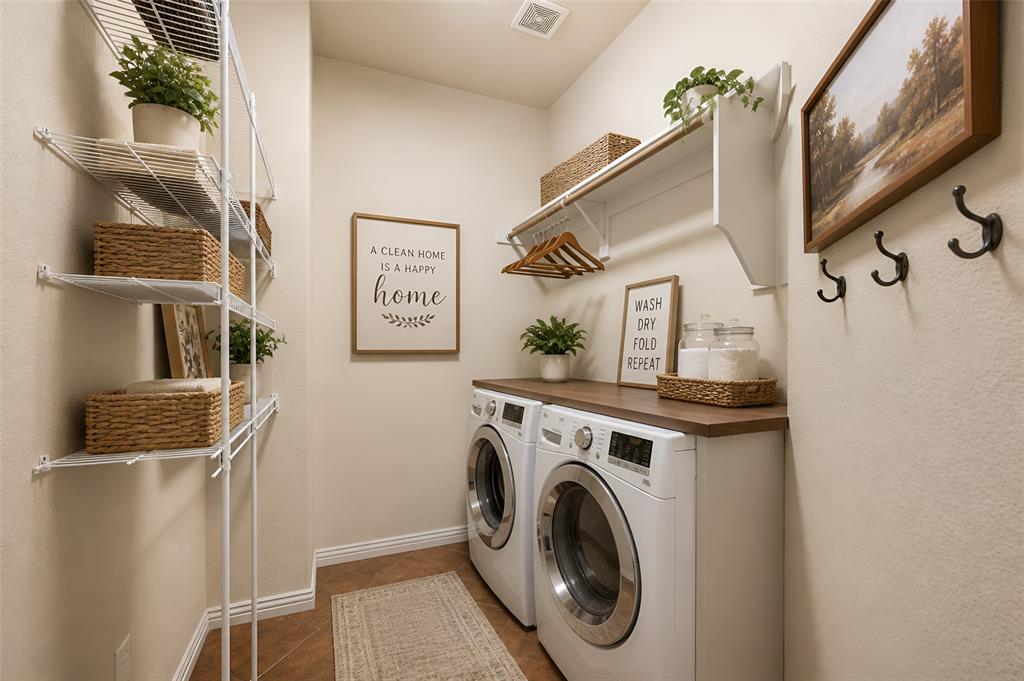 Trinity Lakes Residential - Residential