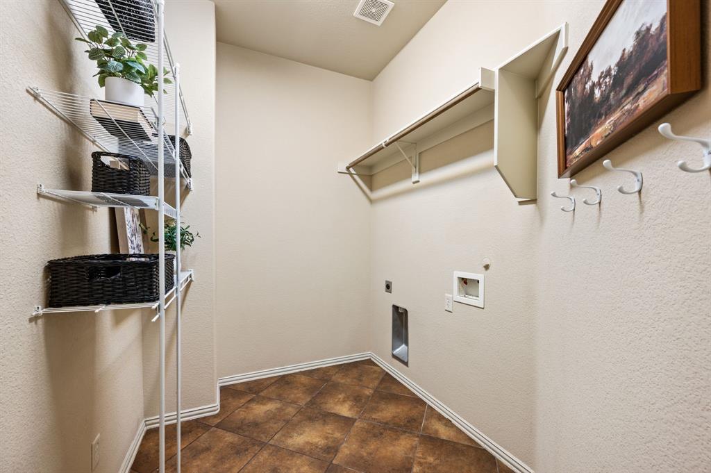 Trinity Lakes Residential - Residential