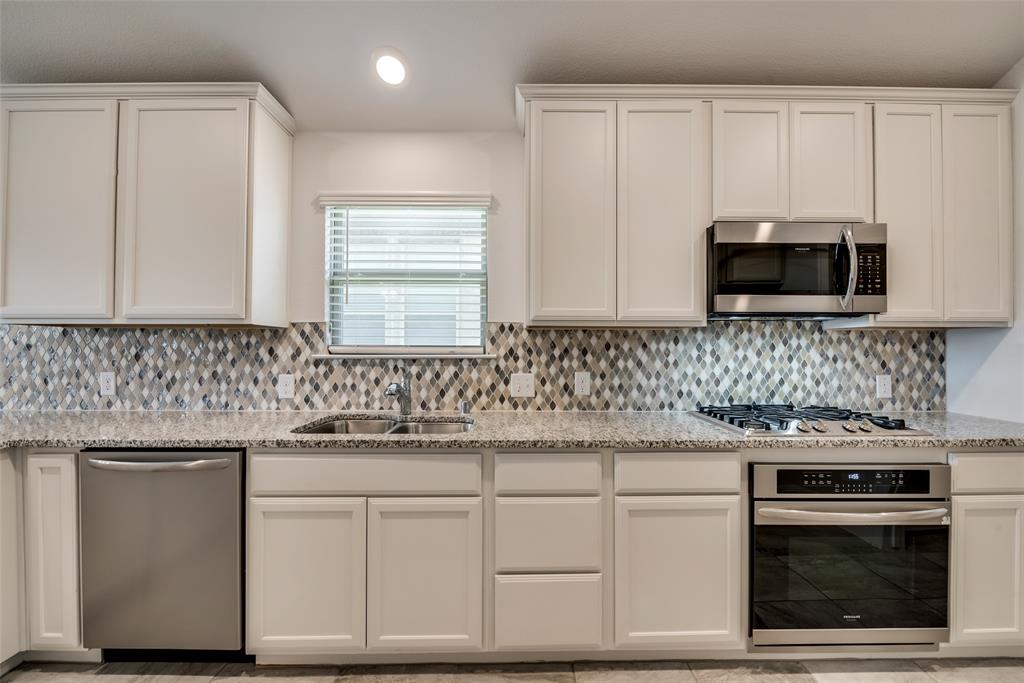 Villages Of Melissa Ph 4 - Residential