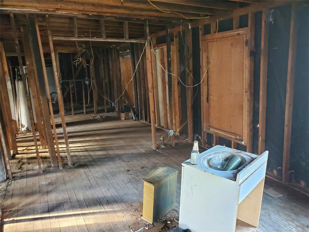 Laspring Add - Residential