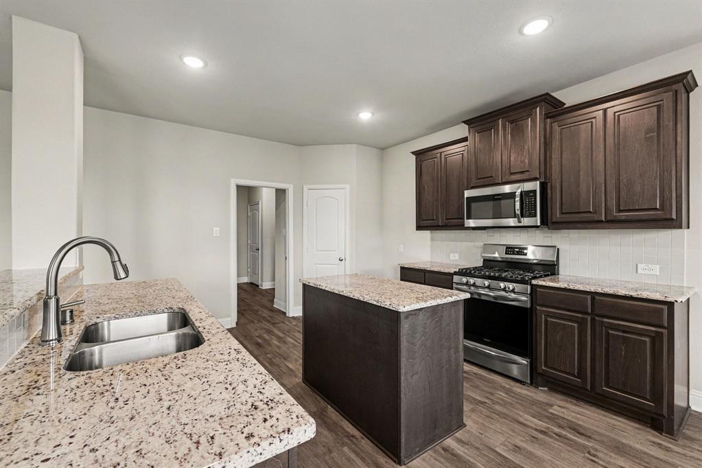Creek Crossing Ph Three - Residential