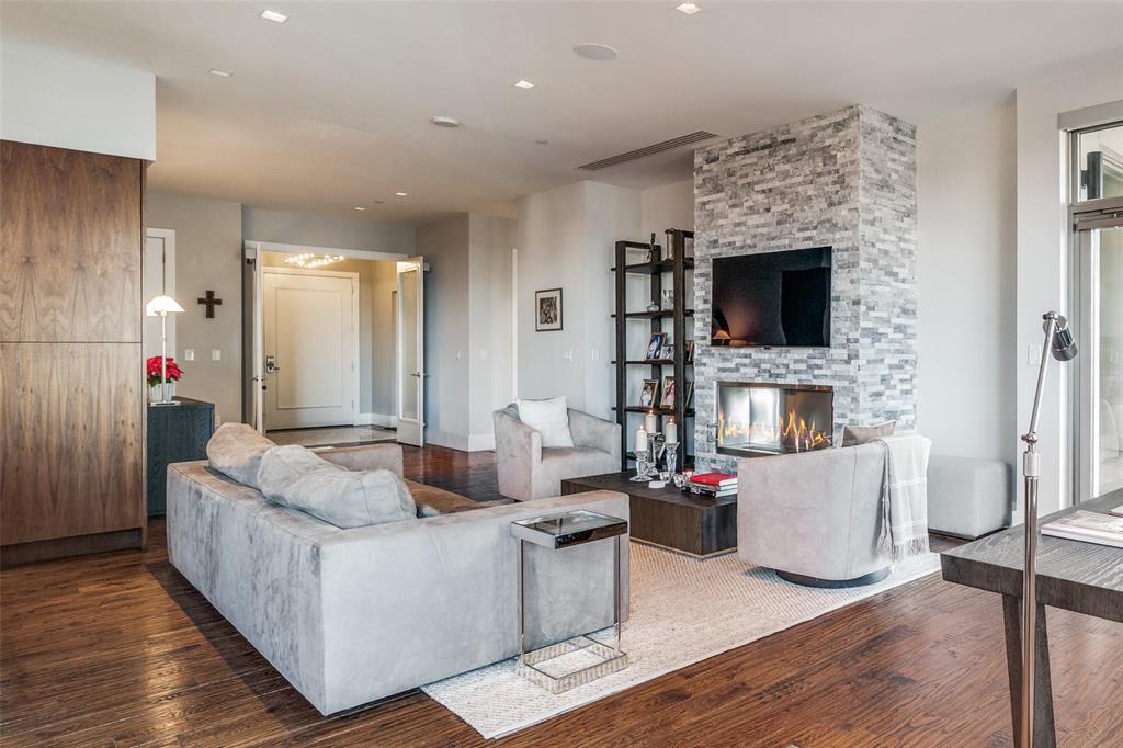 Stoneleigh Residences - Residential