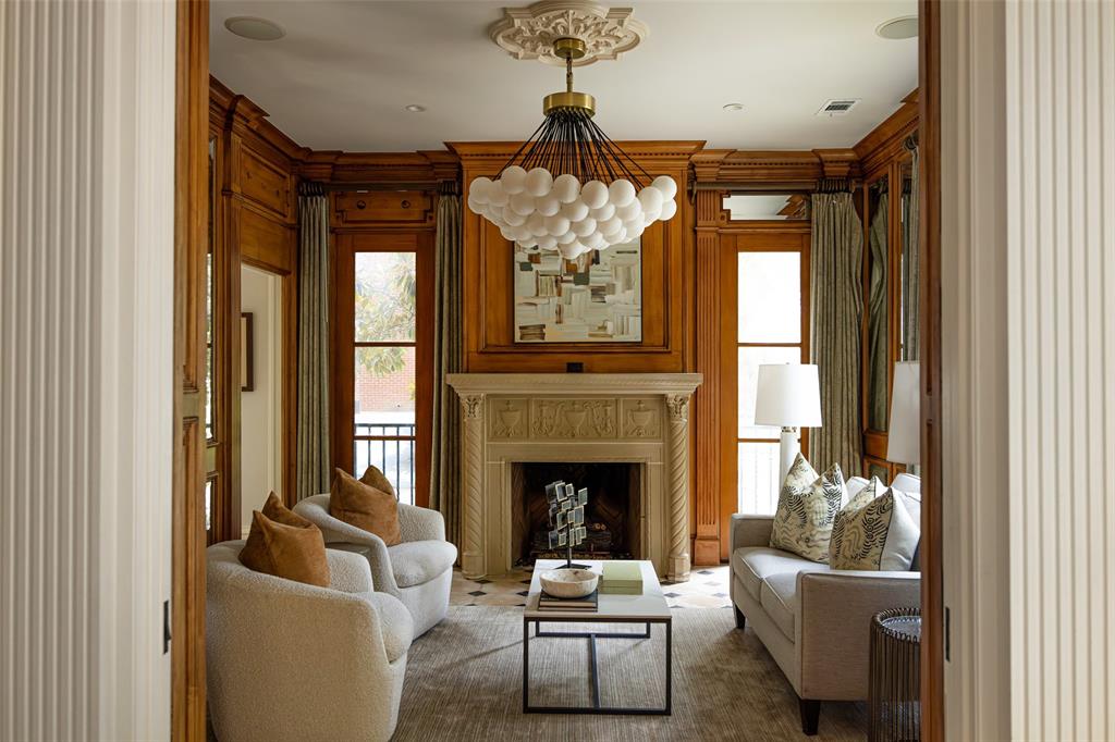 Mount Vernon 01 & 03 - Residential
