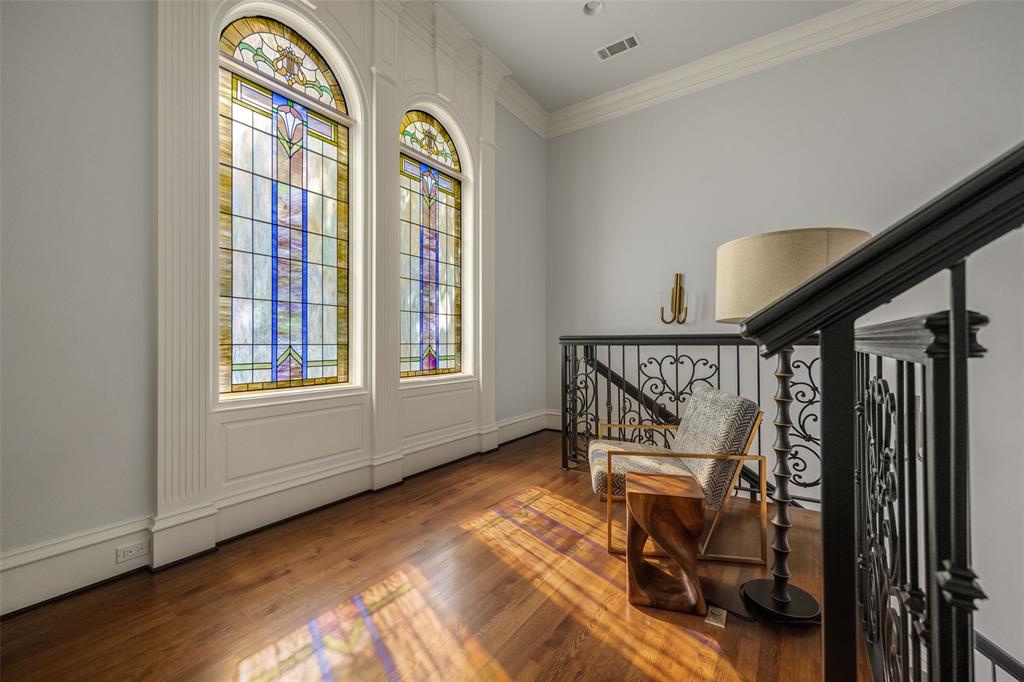 Mount Vernon 01 & 03 - Residential