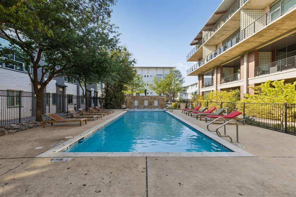 Thirty Thirty Bryan Condominium - Residential