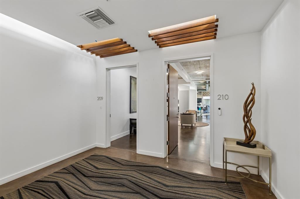 Thirty Thirty Bryan Condominium - Residential