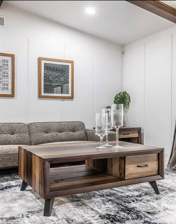 Club Oaks Estates - Residential Lease