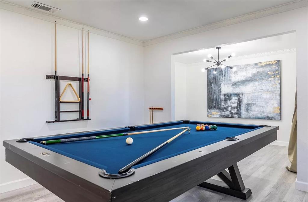 Club Oaks Estates - Residential Lease