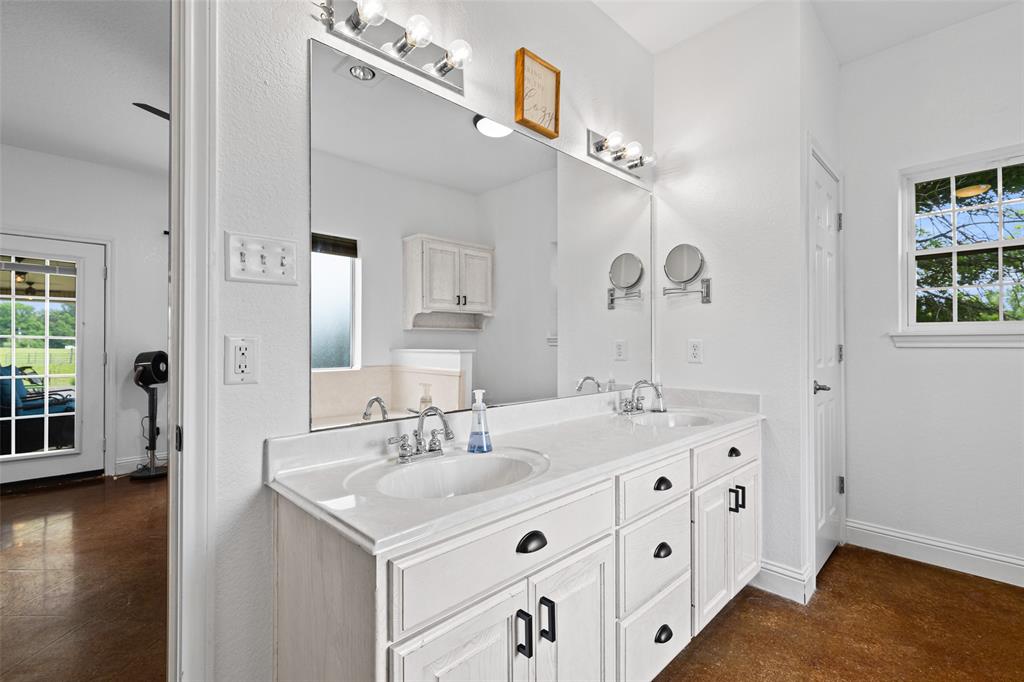 FLORES, MARIA FINOLA - Residential