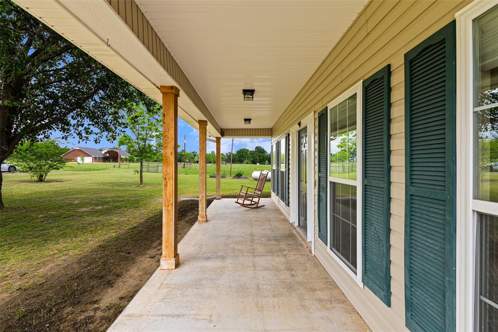 FLORES, MARIA FINOLA - Residential