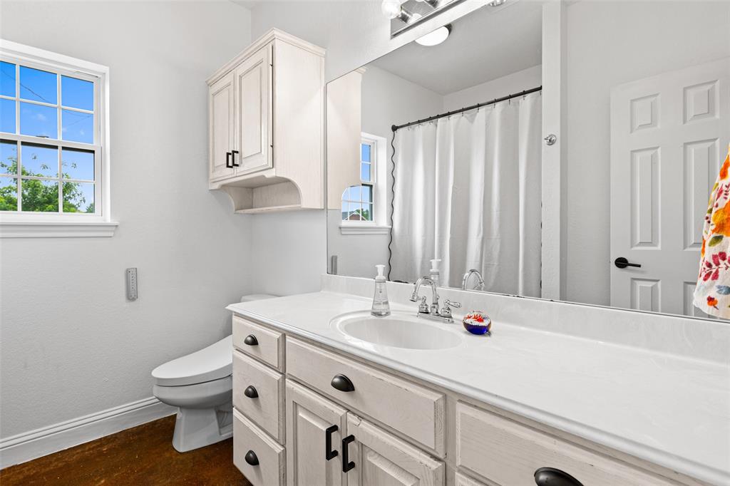 FLORES, MARIA FINOLA - Residential