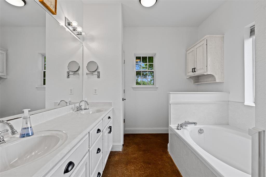 FLORES, MARIA FINOLA - Residential