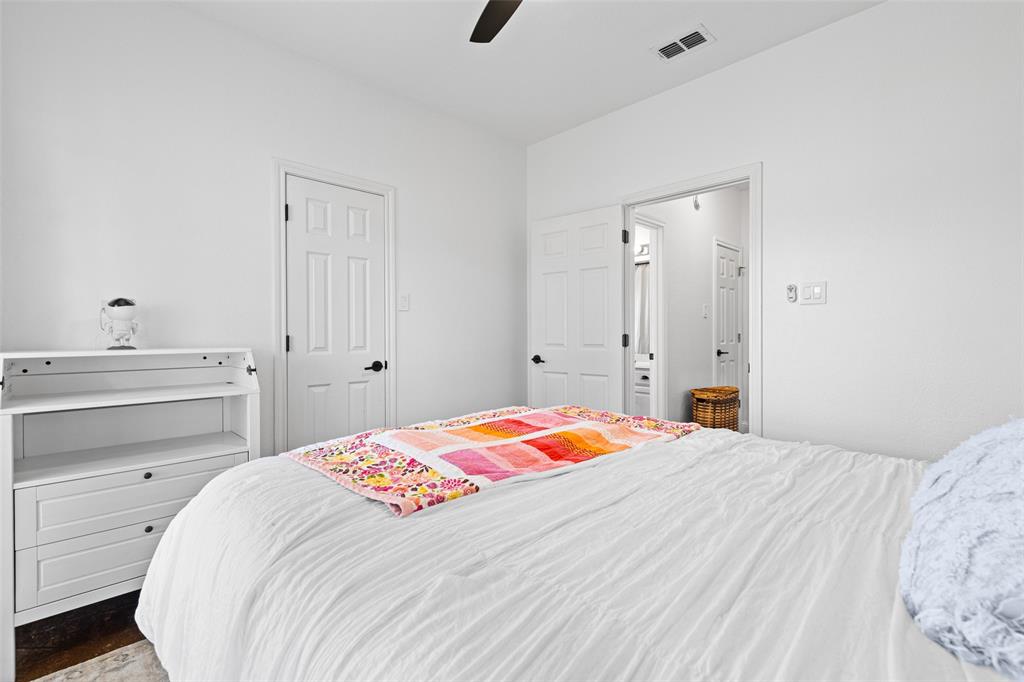 FLORES, MARIA FINOLA - Residential