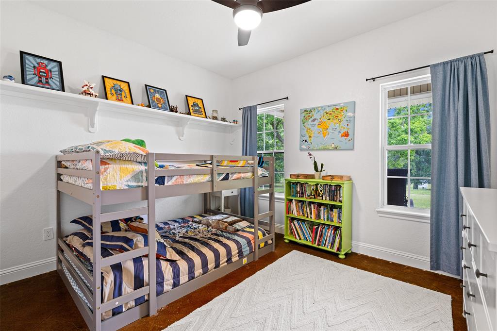 FLORES, MARIA FINOLA - Residential